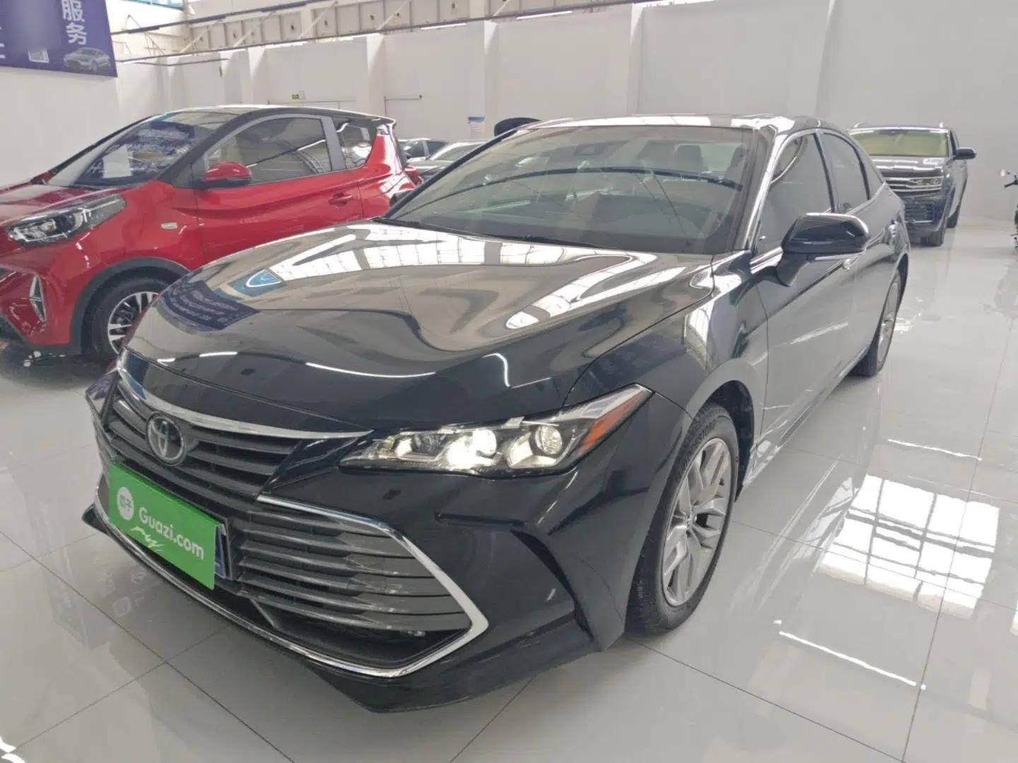 Toyota Avalon 2021 2.5L Luxury Edition — миниатюра 1