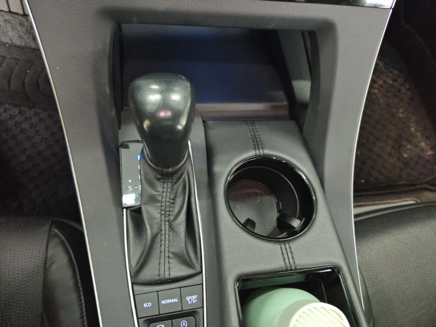 Toyota Avalon 2021 2.5L Luxury Edition — миниатюра 16