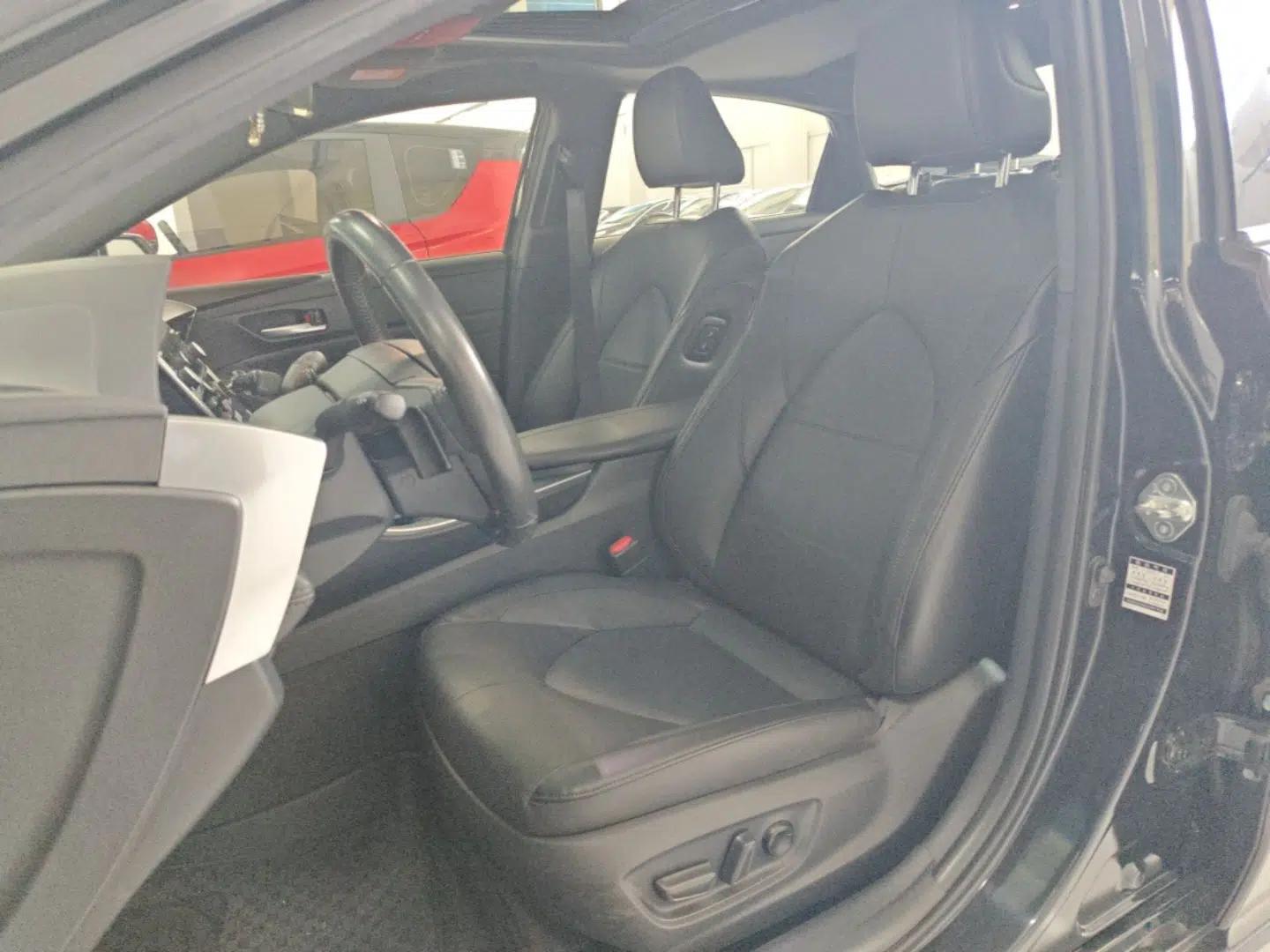 Toyota Avalon 2021 2.5L Luxury Edition — миниатюра 17