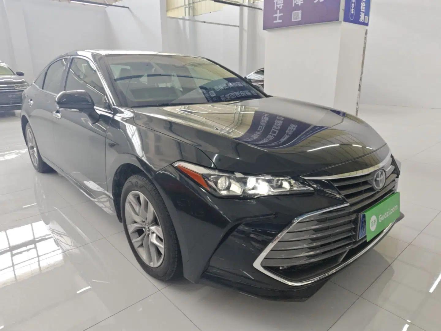 Toyota Avalon 2021 2.5L Luxury Edition — миниатюра 3