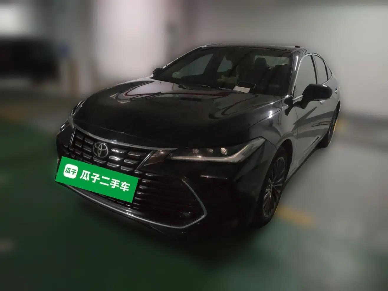Toyota Avalon 2022 2.0L XLE Premium Edition — миниатюра 1