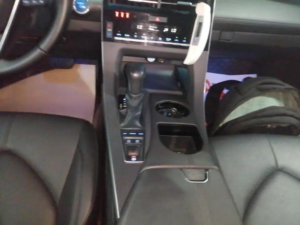 Toyota Avalon 2019 Dual-Engine 2.5L Luxury Edition China V Standard — миниатюра 16