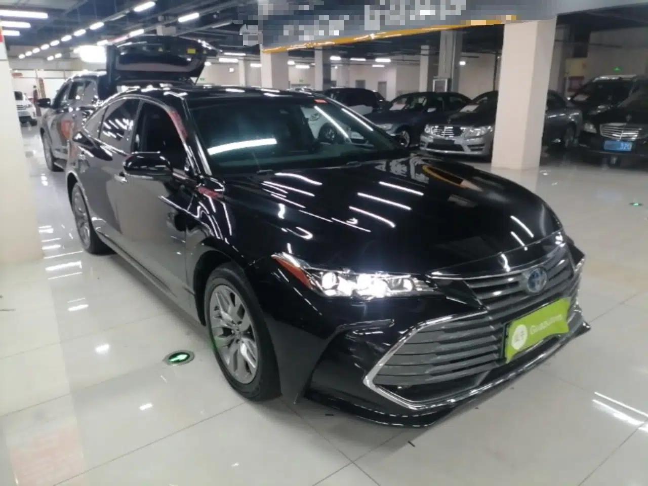 Toyota Avalon 2019 Dual-Engine 2.5L Luxury Edition China V Standard — миниатюра 3