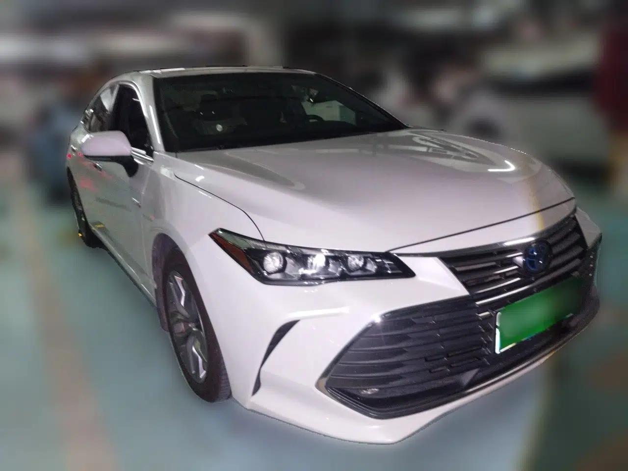 Toyota Avalon 2019 Dual-Engine 2.5L Luxury Edition China VI Standard — миниатюра 3