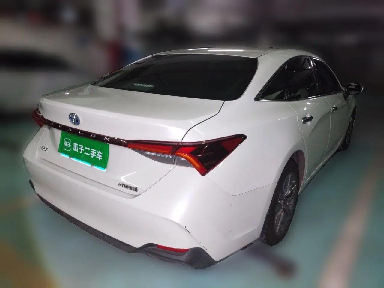 Toyota Avalon 2019 Dual-Engine 2.5L Luxury Edition China VI Standard — миниатюра 6