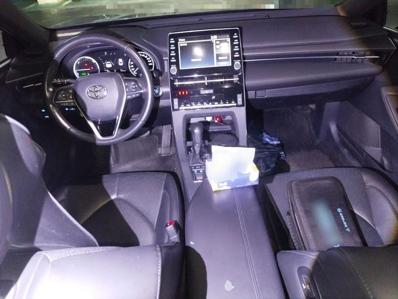 Toyota Avalon 2019 Dual-Engine 2.5L Luxury Edition China VI Standard — миниатюра 9