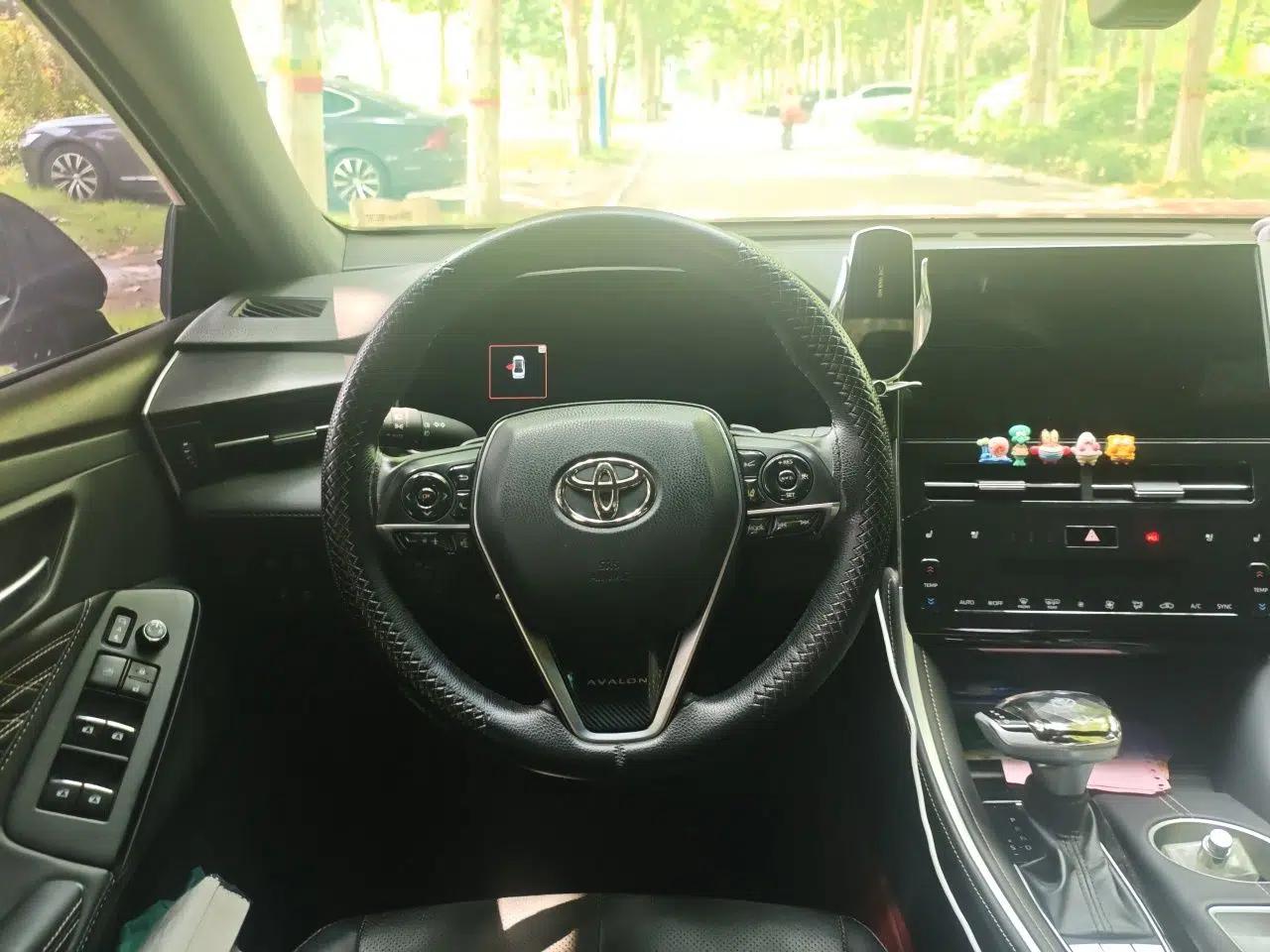 Toyota Avalon 2023 2.5L Touring Premium Edition — миниатюра 10