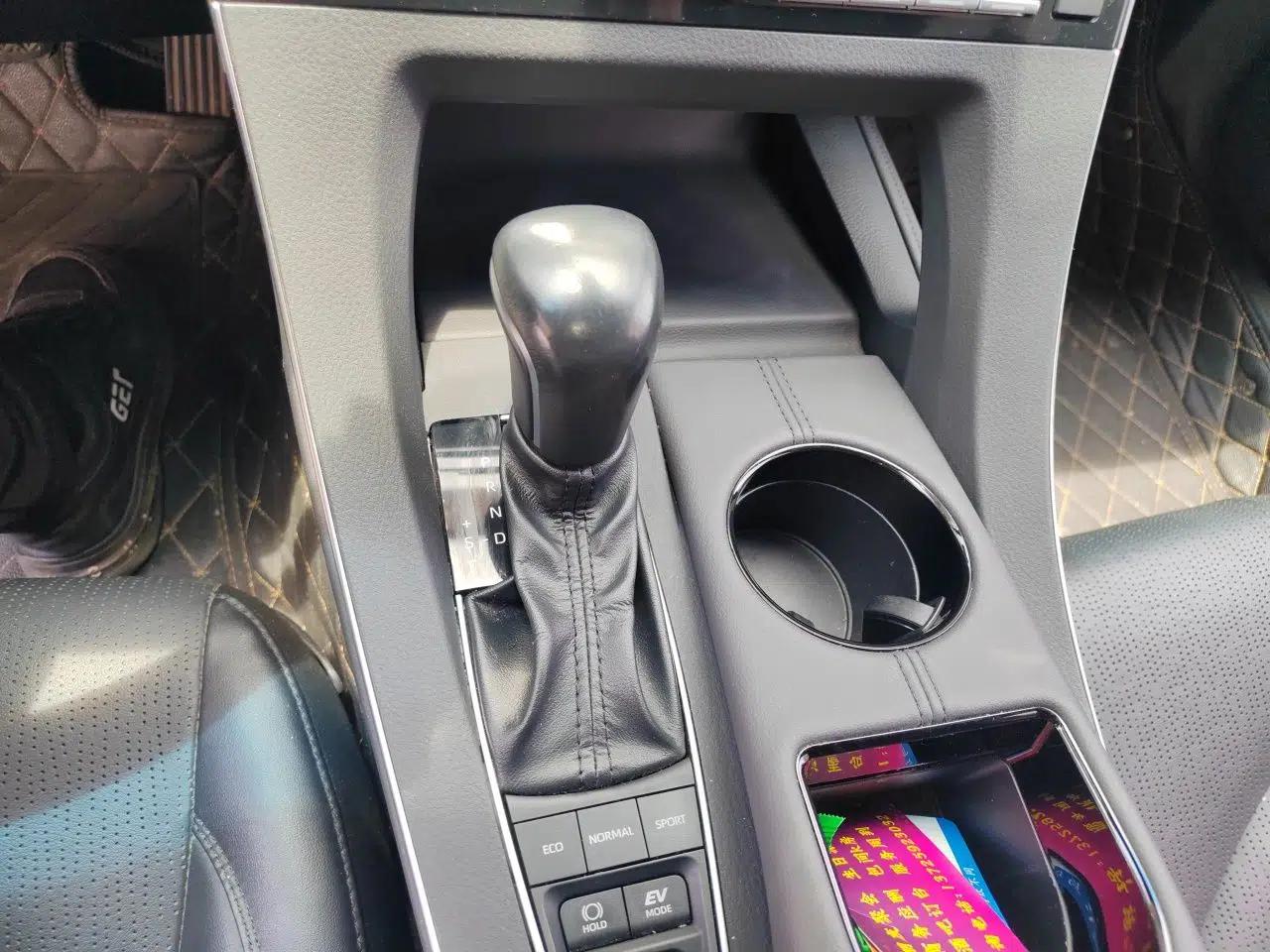 Toyota Avalon 2019 Dual-Engine 2.5L Luxury Edition China VI Standard — миниатюра 14