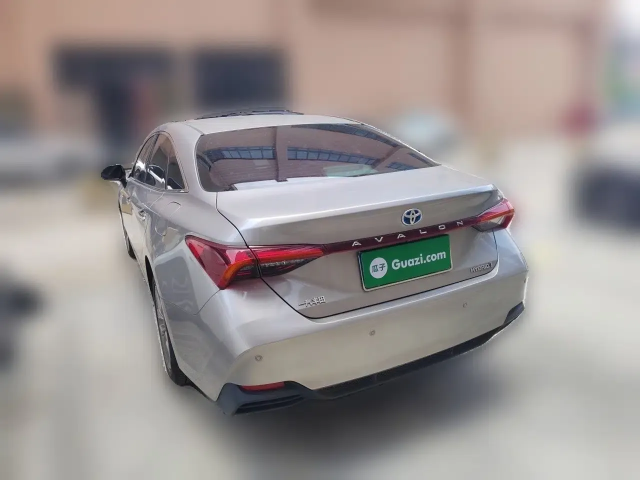 Toyota Avalon 2019 Dual-Engine 2.5L Luxury Edition China VI Standard — миниатюра 4