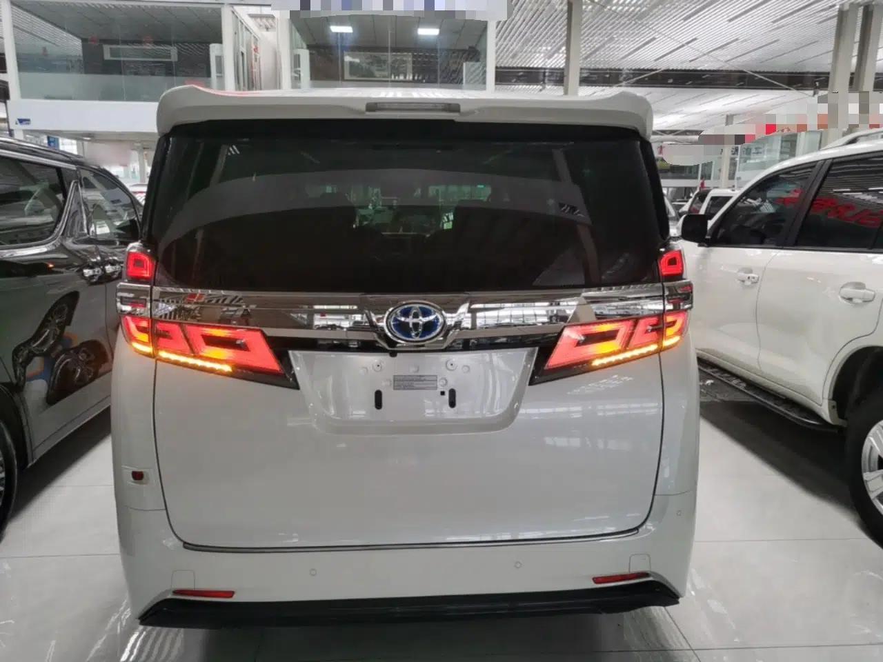 Toyota Vellfire 2019 Dual-Engine 2.5L HV Prestige Edition — миниатюра 5