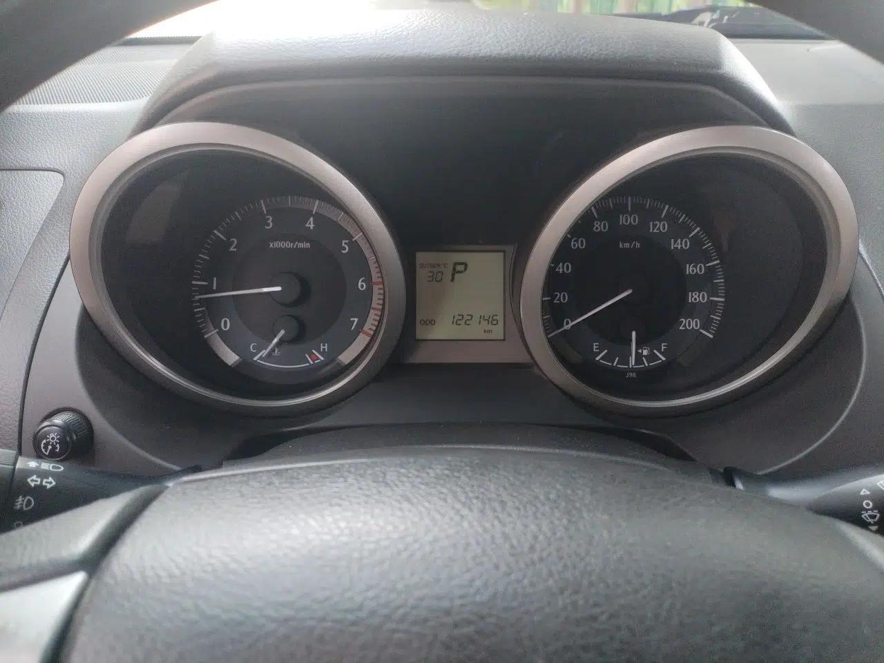 Toyota Prado Toyota Prado, automatic transmission, 2.7L, seven‑seat version — миниатюра 11