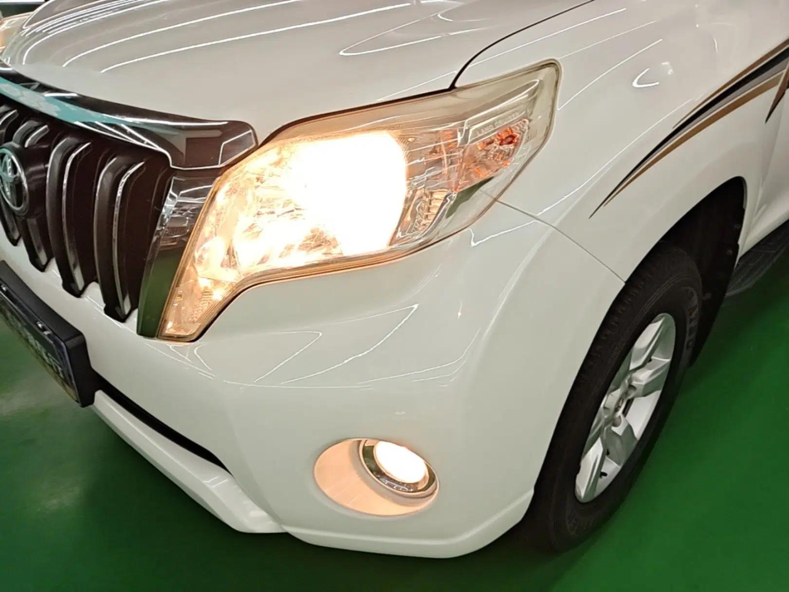 Toyota Prado 2016 2.7L Automatic Standard Edition — миниатюра 8