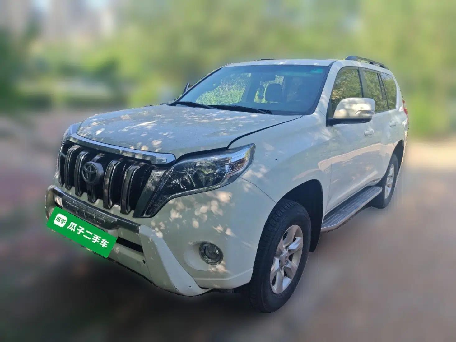 Toyota Prado 2010 4.0L Automatic TX-L — миниатюра 1