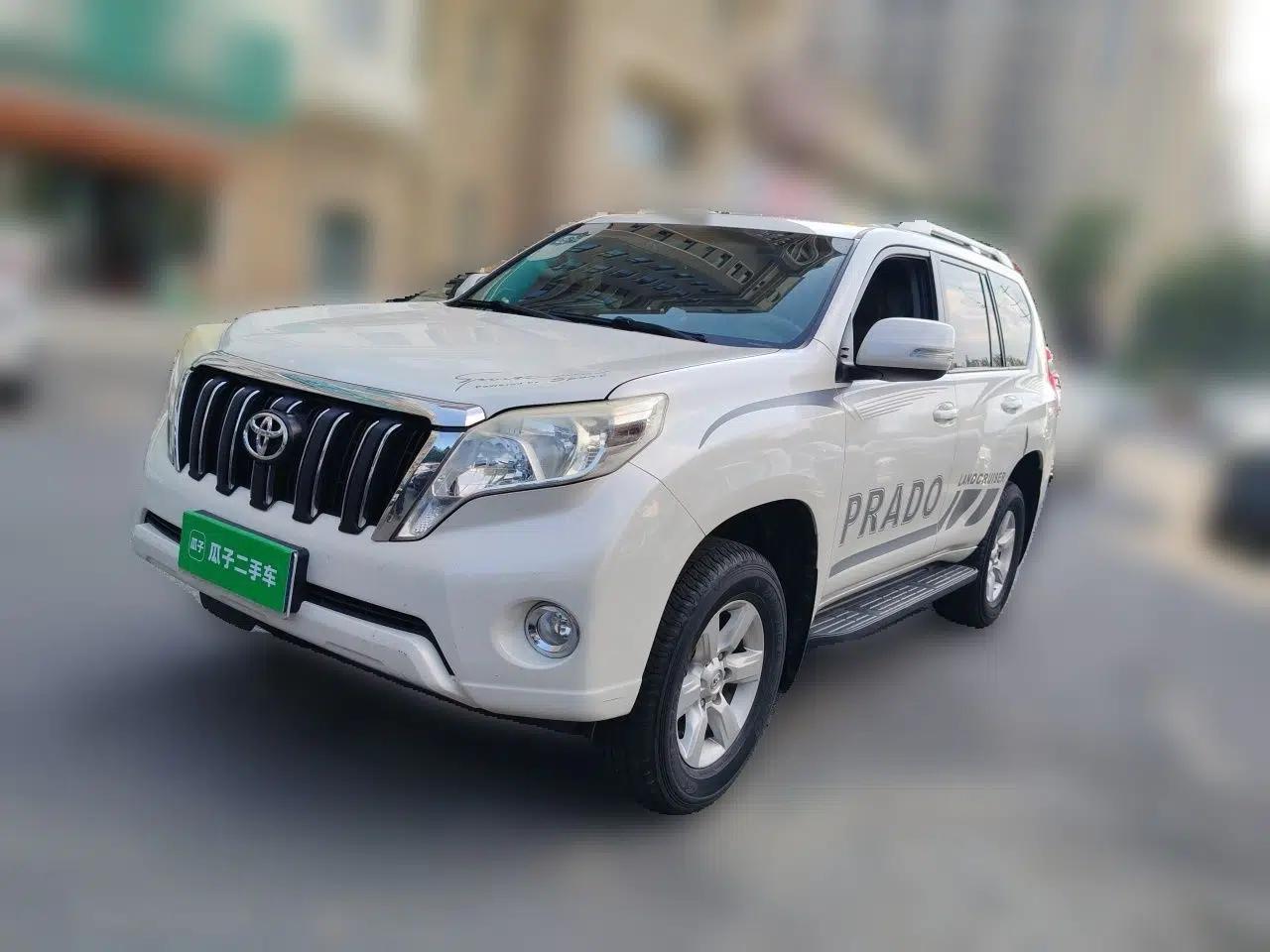 Toyota Prado 2016 2.7L Automatic Standard Edition — миниатюра 1