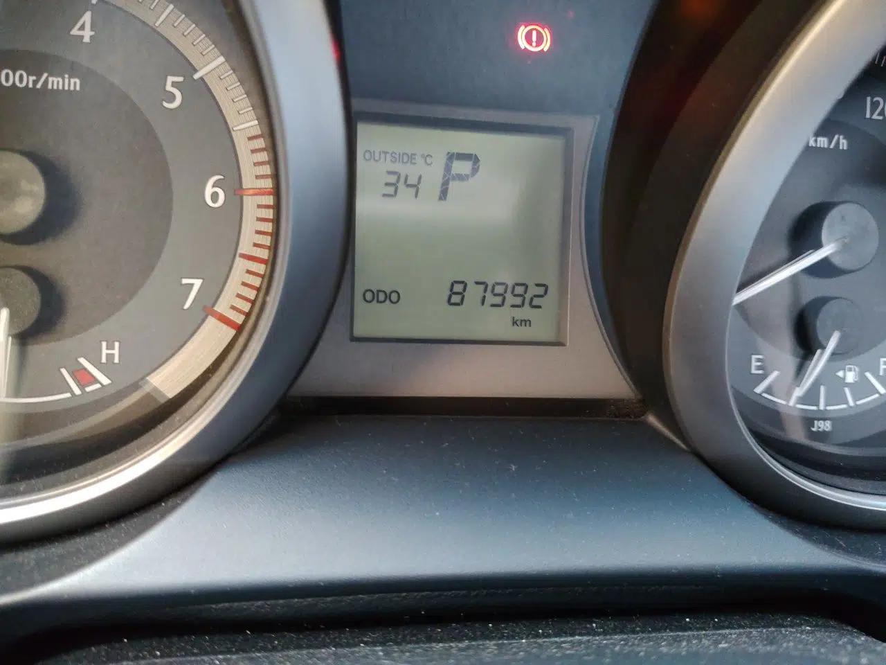 Toyota Prado 2016 2.7L Automatic Standard Edition — миниатюра 12