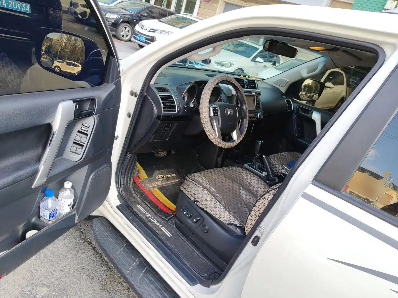 Toyota Prado 2016 2.7L Automatic Standard Edition — миниатюра 16