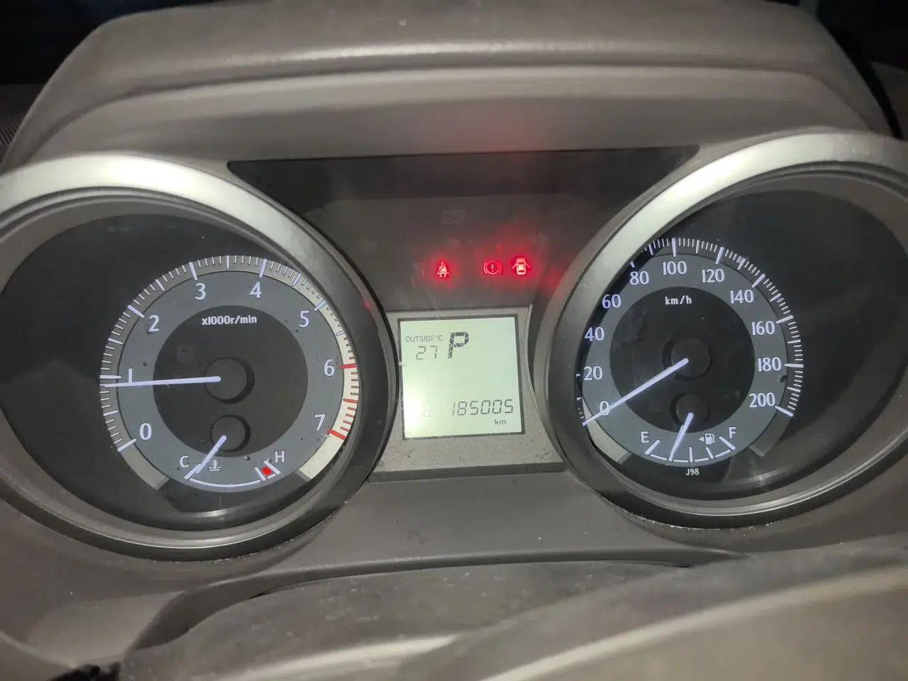 Toyota Prado 2014 2700 TX 7-Seater Middle East Version — миниатюра 11