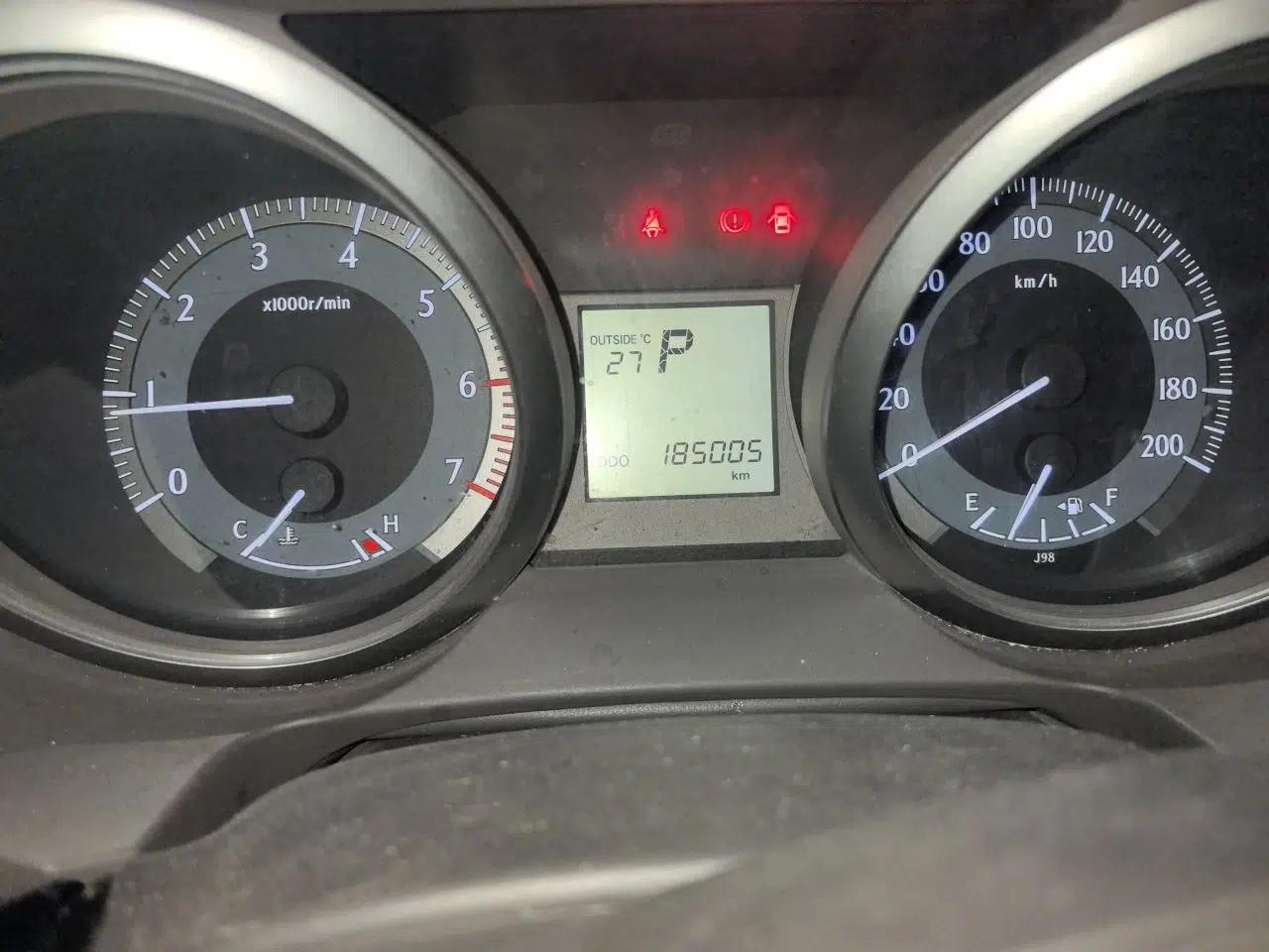 Toyota Prado 2014 2700 TX 7-Seater Middle East Version — миниатюра 12
