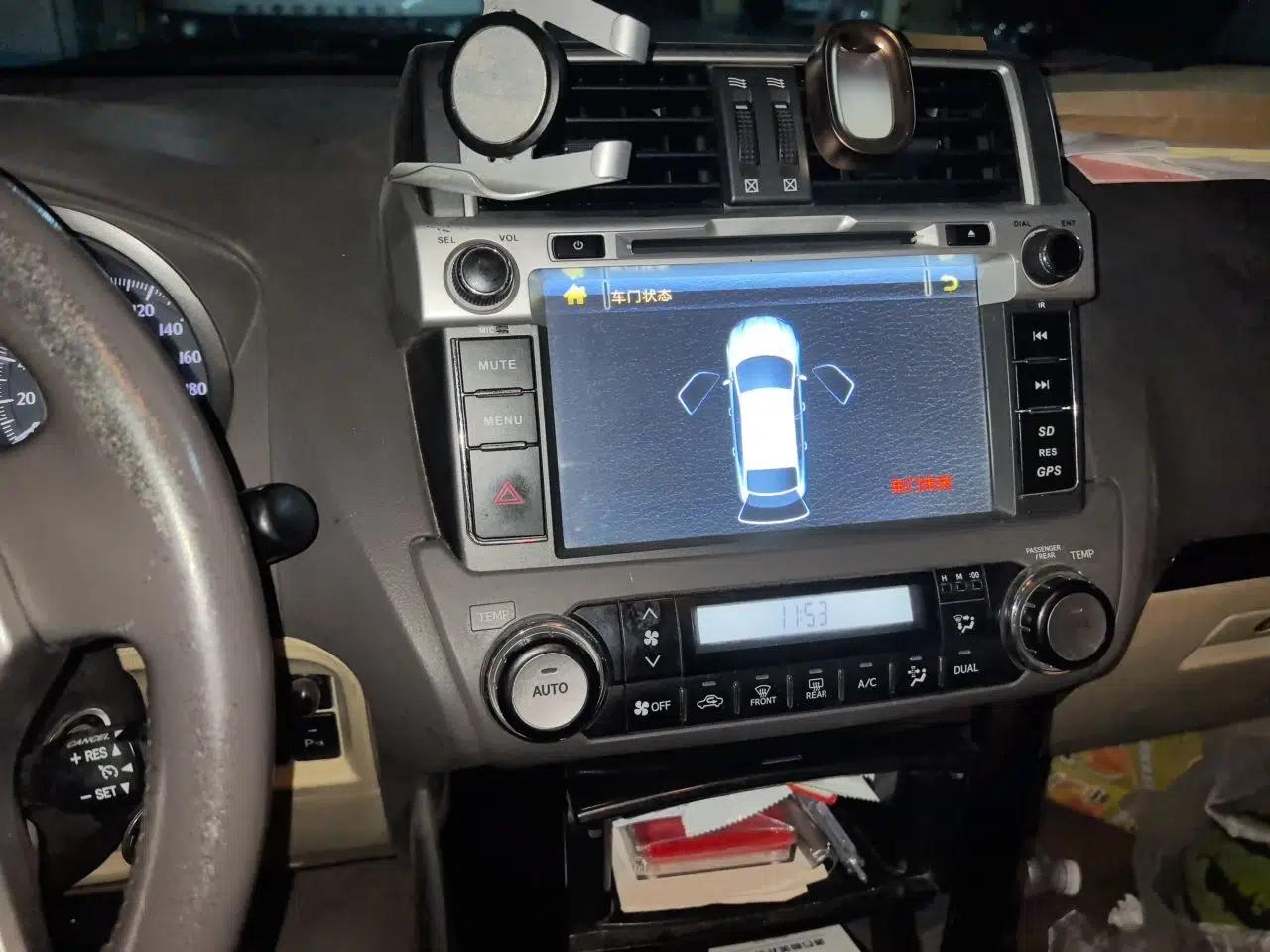 Toyota Prado 2014 2700 TX 7-Seater Middle East Version — миниатюра 13