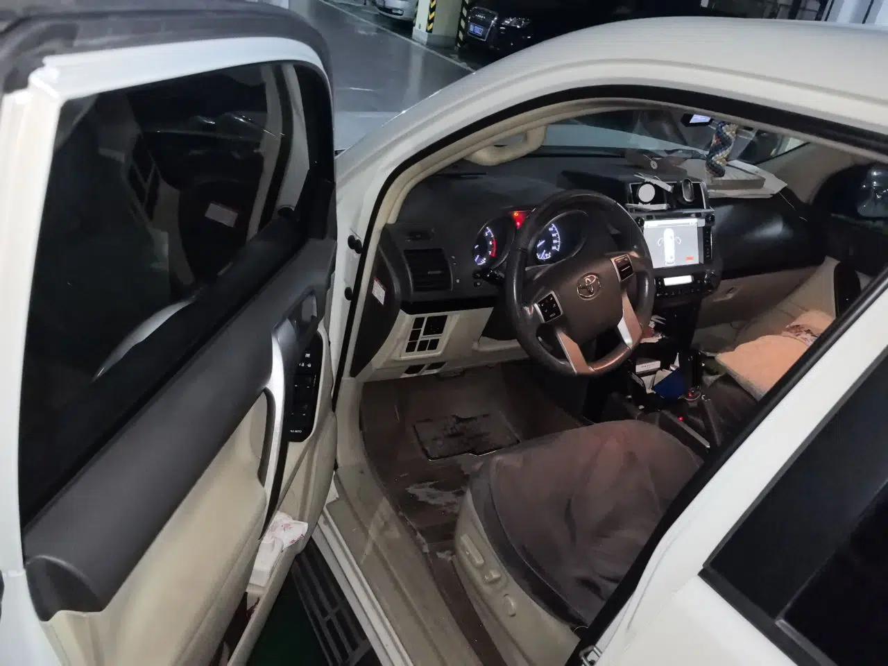 Toyota Prado 2014 2700 TX 7-Seater Middle East Version — миниатюра 16