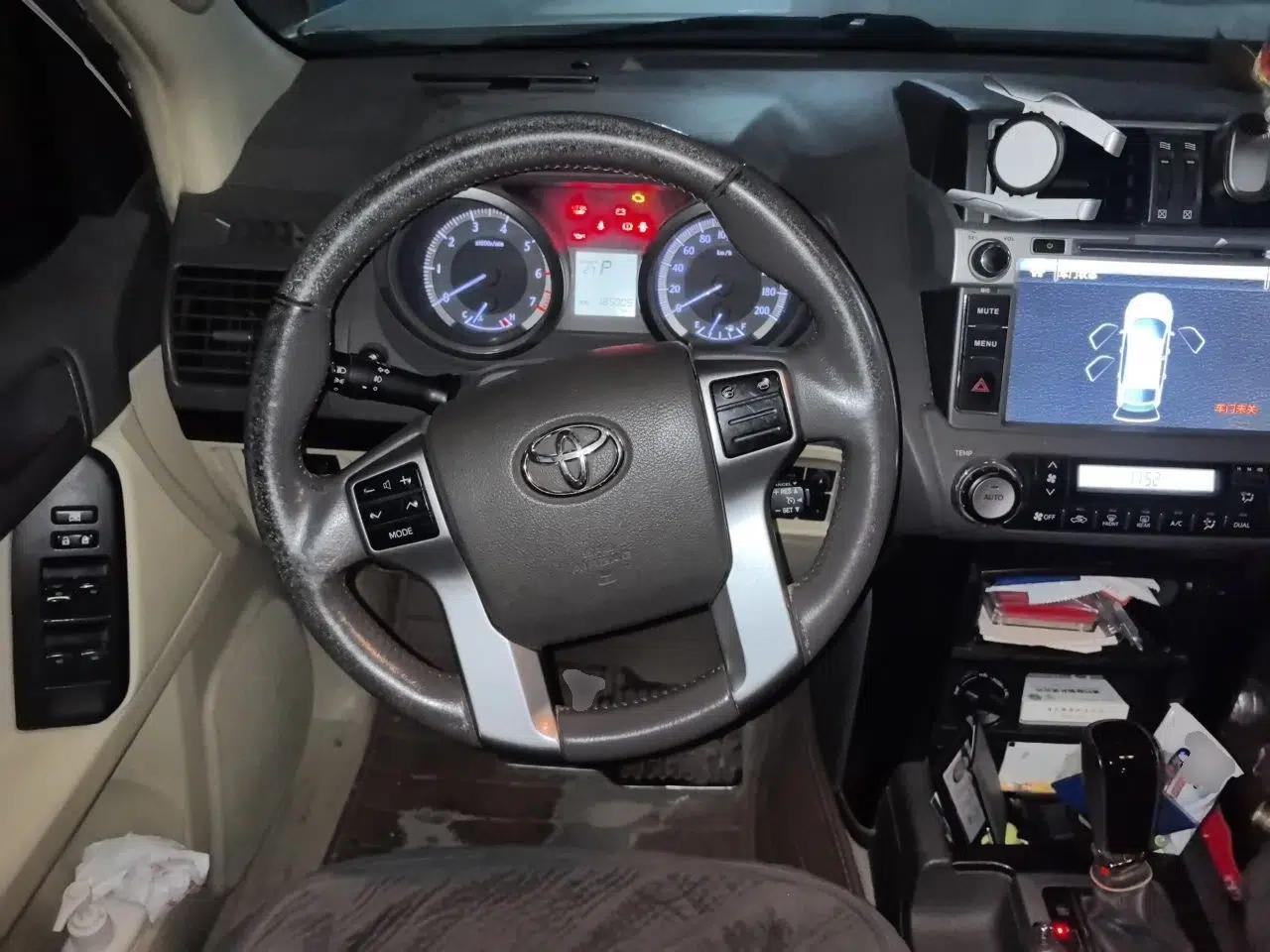 Toyota Prado 2014 2700 TX 7-Seater Middle East Version — миниатюра 10