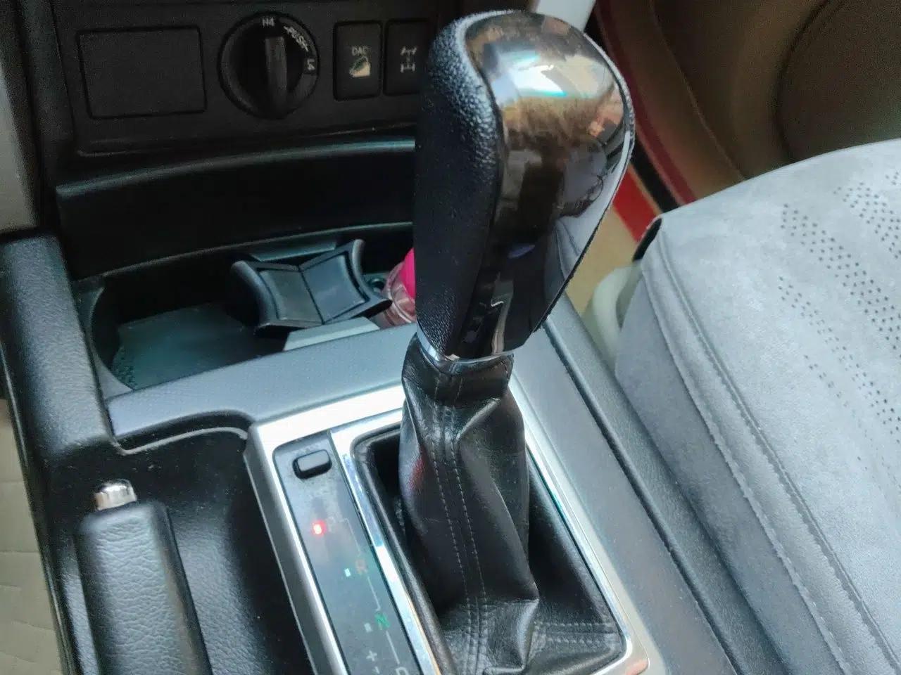 Toyota Prado 2010 4.0L Automatic TX-L — миниатюра 14