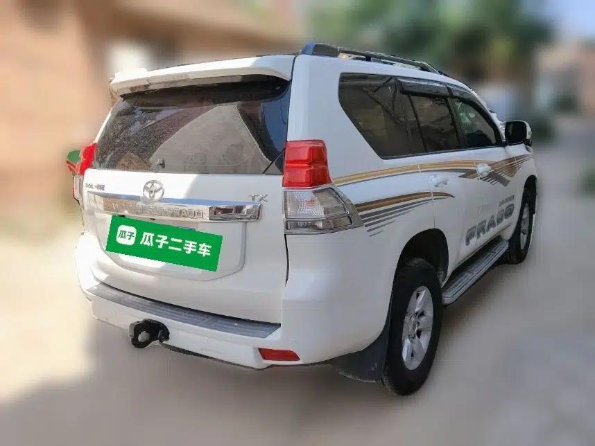 Toyota Prado 2010 4.0L Automatic TX-L — миниатюра 6