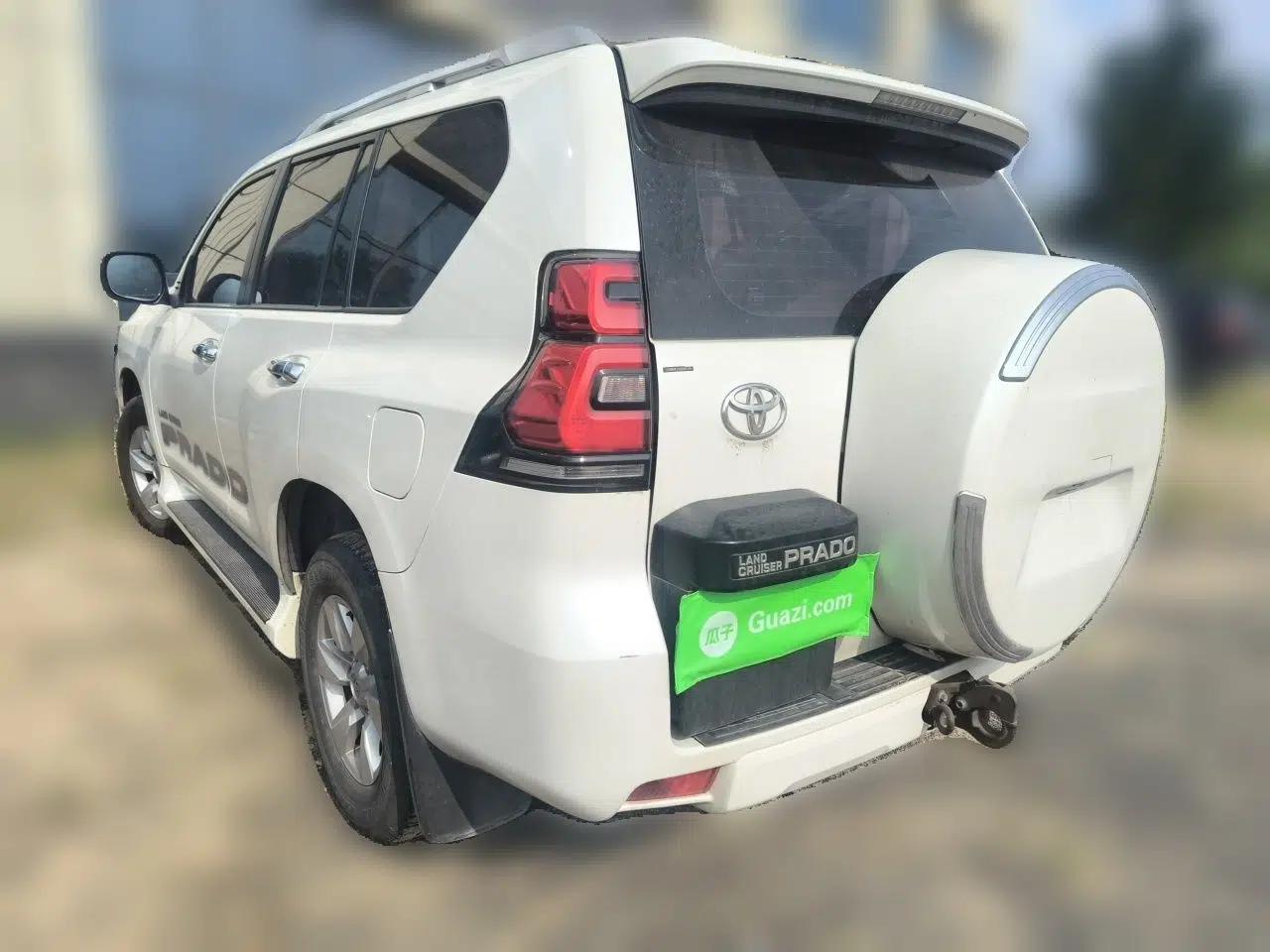 Toyota Prado 2014 model, automatic, 2.7L, 7 seats, gasoline — миниатюра 4