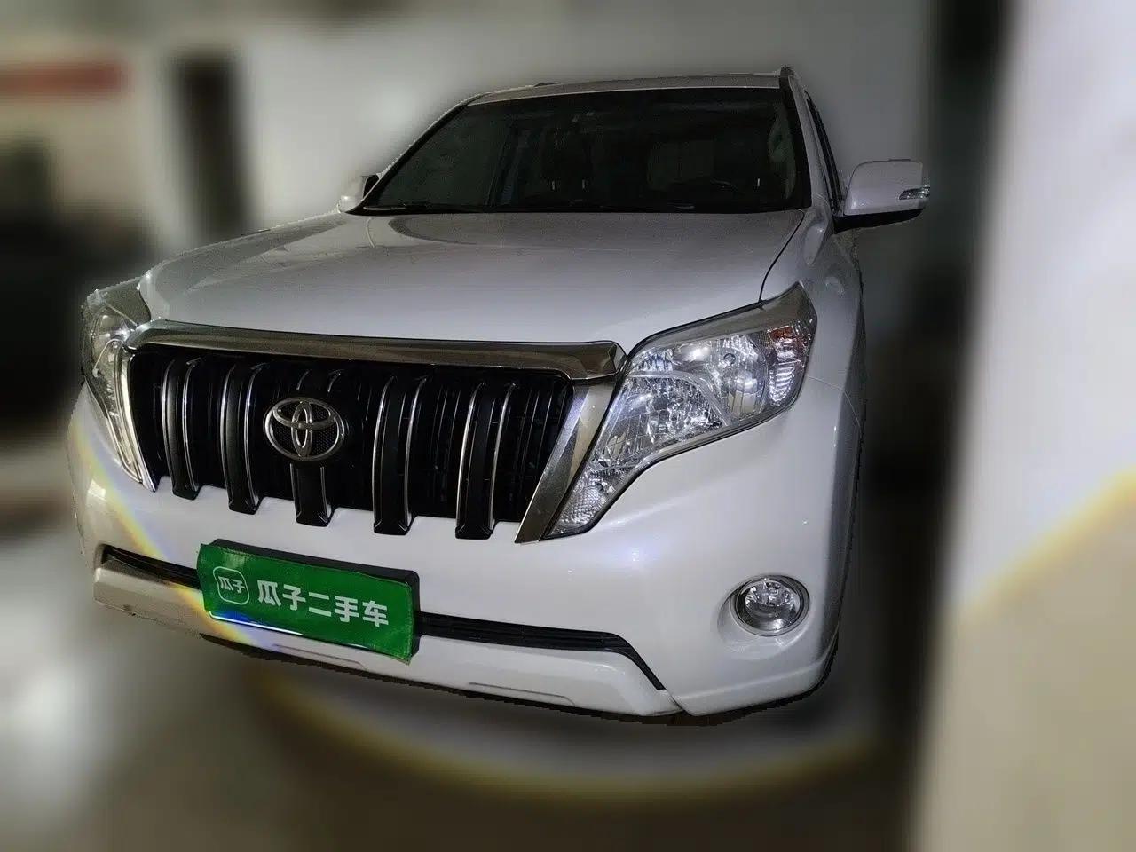 Toyota Prado 2016 2.7L Automatic Standard Edition — миниатюра 1