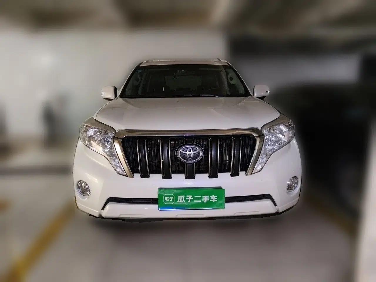 Toyota Prado 2016 2.7L Automatic Standard Edition — миниатюра 2