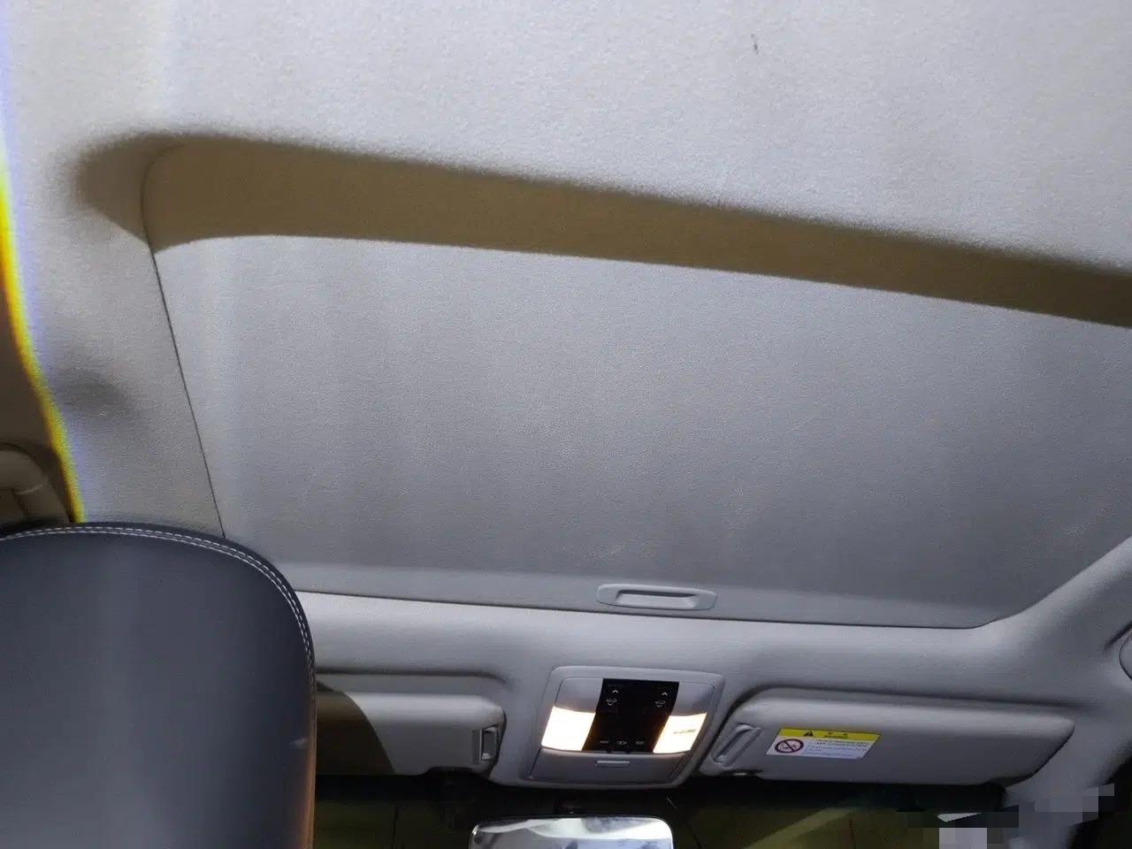 Toyota Prado 2016 2.7L Automatic Standard Edition — миниатюра 18