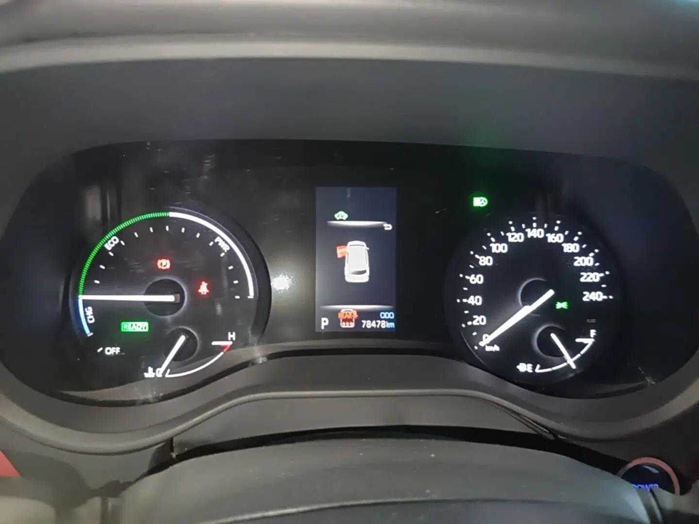 Toyota SIENNA 2021 2.5L Hybrid Comfort Edition — миниатюра 14