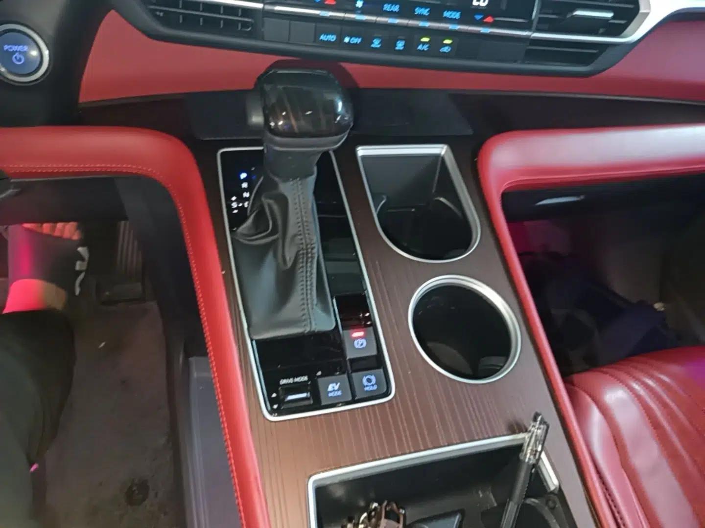 Toyota SIENNA 2021 2.5L Hybrid Comfort Edition — миниатюра 16