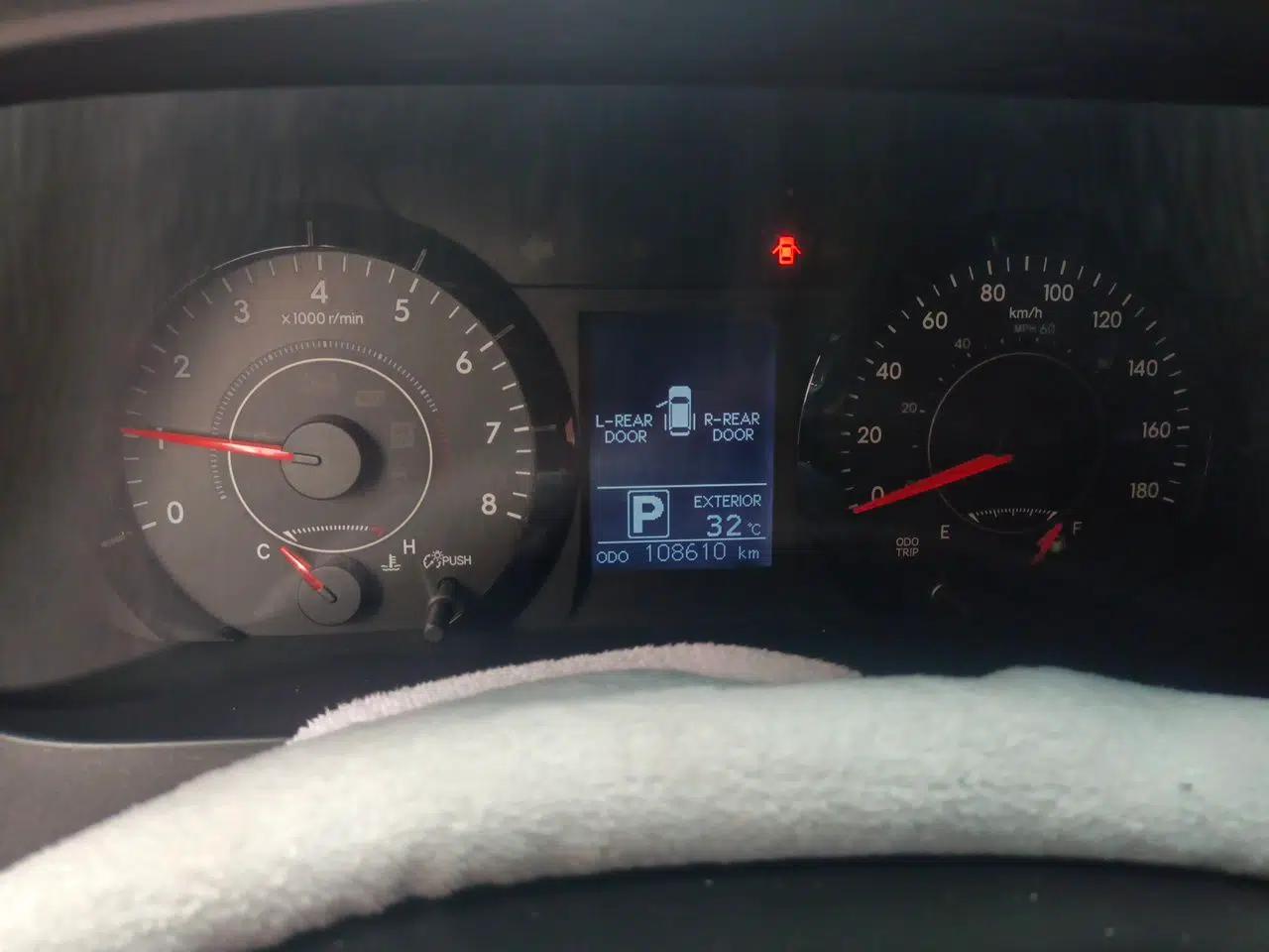 Toyota SIENNA 2015 3.5L Four-Wheel Drive L — миниатюра 11