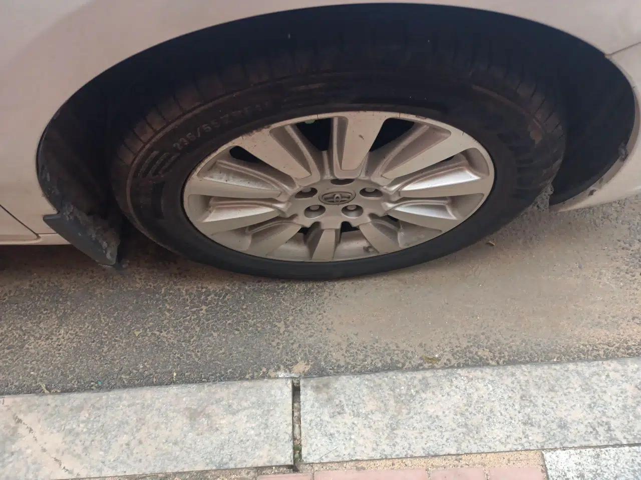 Toyota SIENNA 2015 3.5L Four-Wheel Drive L — миниатюра 8