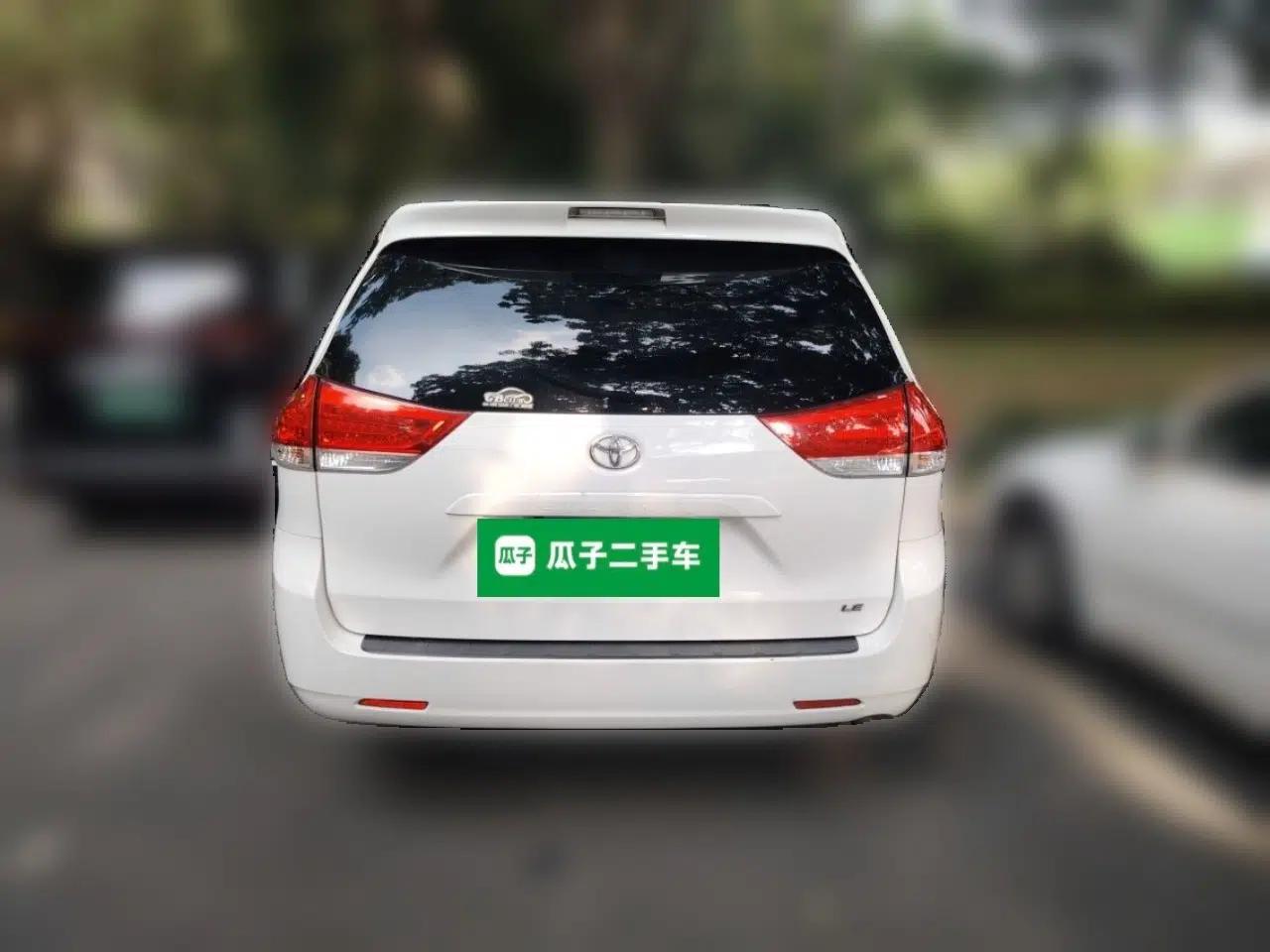 Toyota SIENNA (Parallel Import) Toyota Sienna, Automatic, 2.7L Gasoline, No Sunroof, (8-Seater) — миниатюра 5