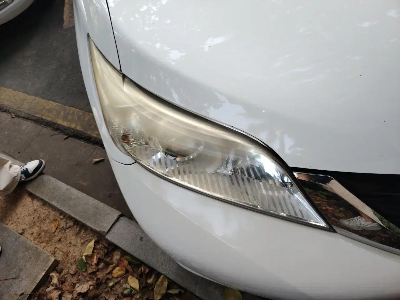 Toyota SIENNA (Parallel Import) Toyota Sienna, Automatic, 2.7L Gasoline, No Sunroof, (8-Seater) — миниатюра 7