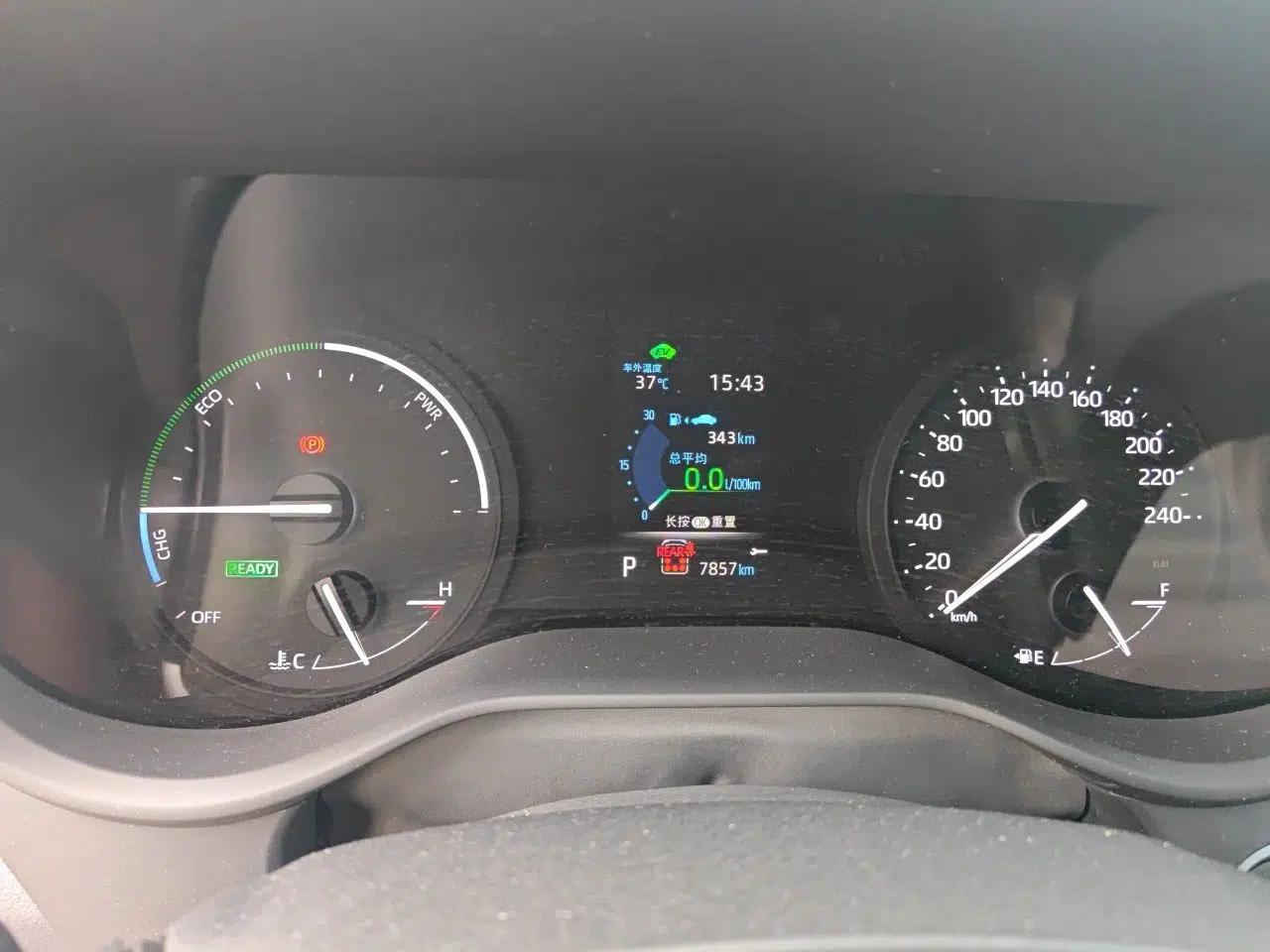 Toyota SIENNA 2024 2.5L Hybrid Luxury Edition — миниатюра 11