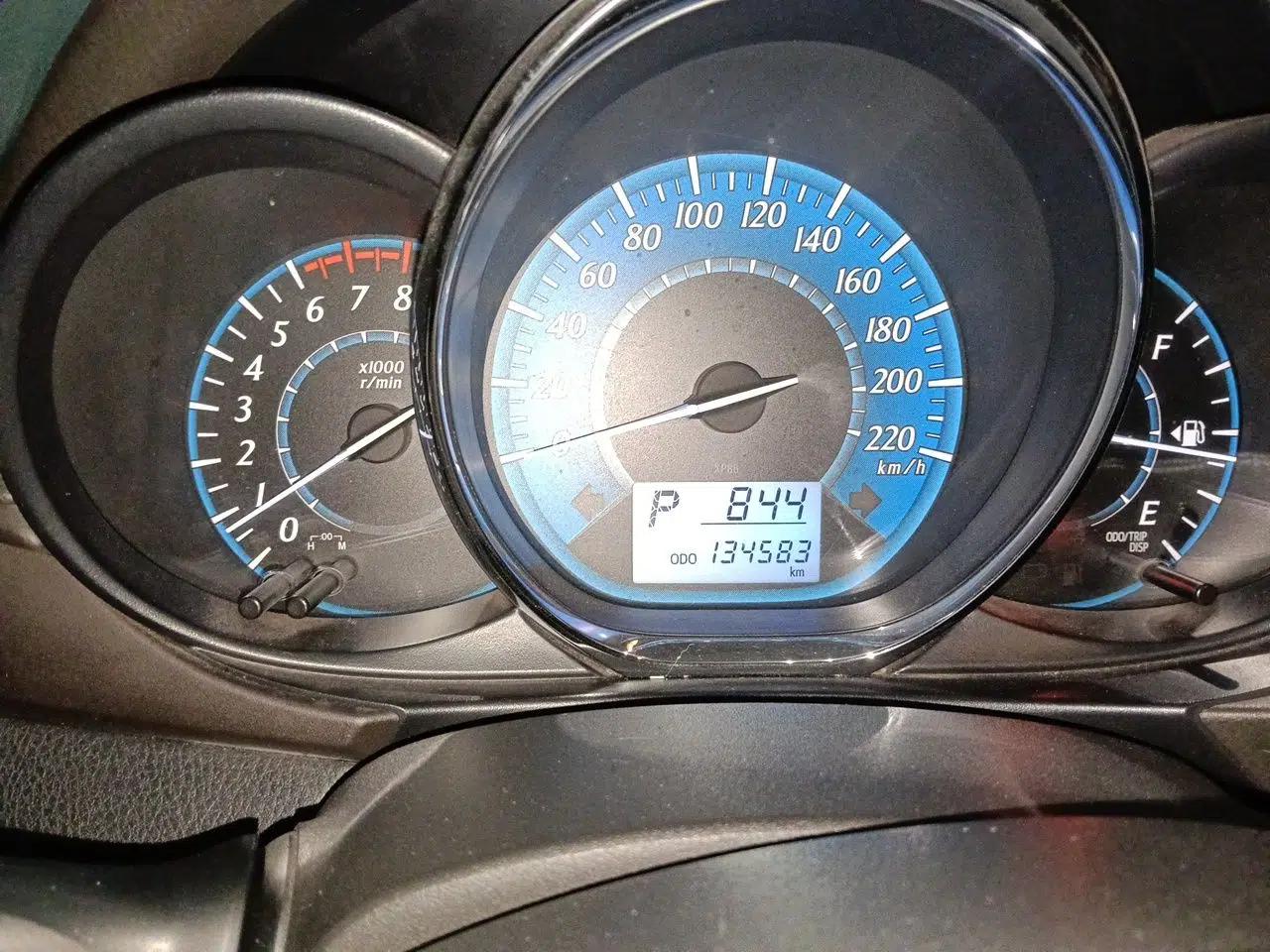 Toyota YARiS L Zhi Xuan 2014 1.5G Automatic Xuan Dong Edition — миниатюра 11