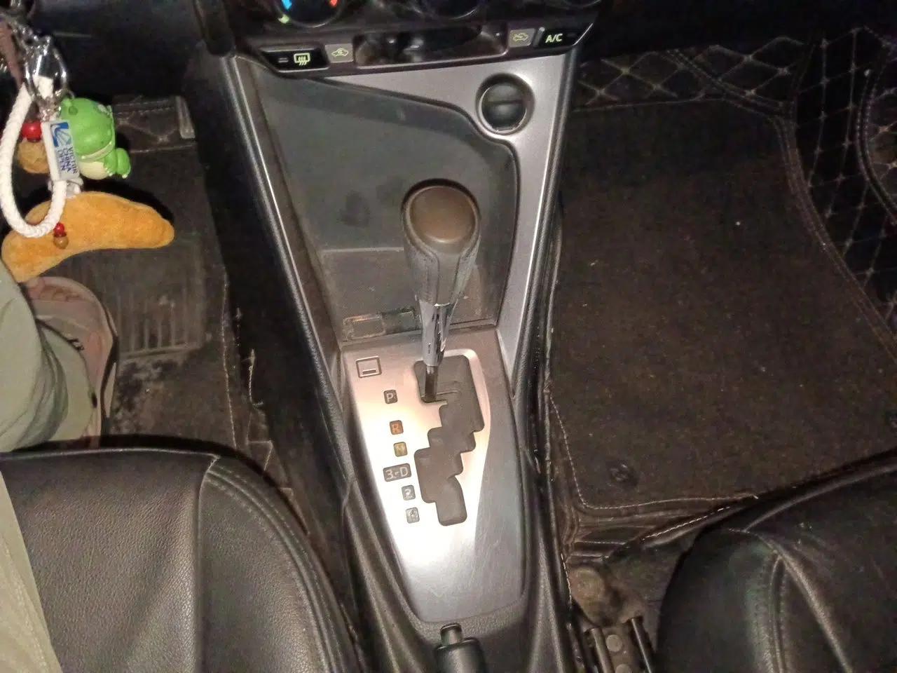 Toyota YARiS L Zhi Xuan 2014 1.5G Automatic Xuan Dong Edition — миниатюра 14