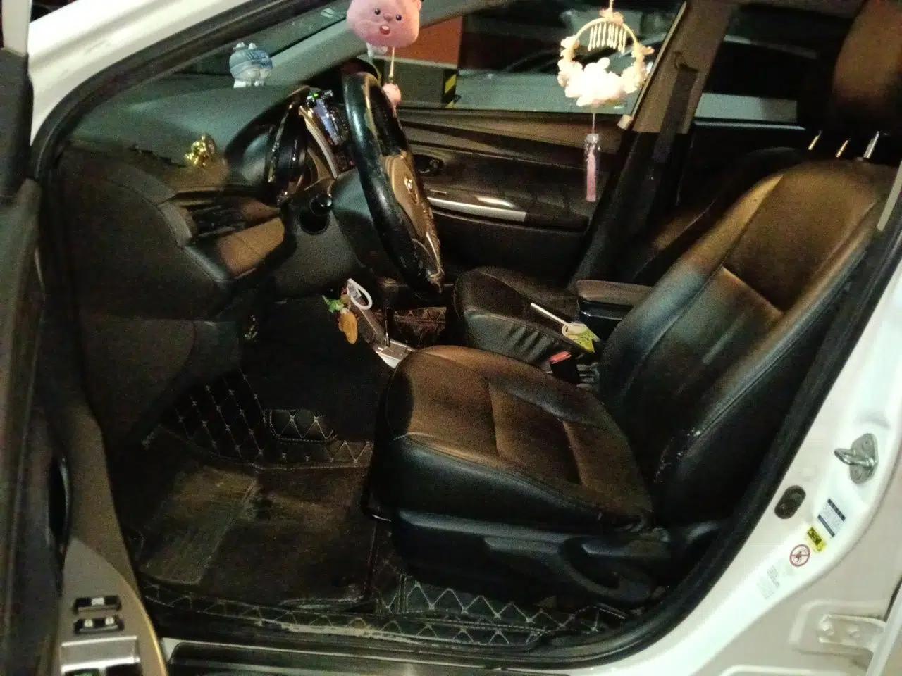 Toyota YARiS L Zhi Xuan 2014 1.5G Automatic Xuan Dong Edition — миниатюра 16