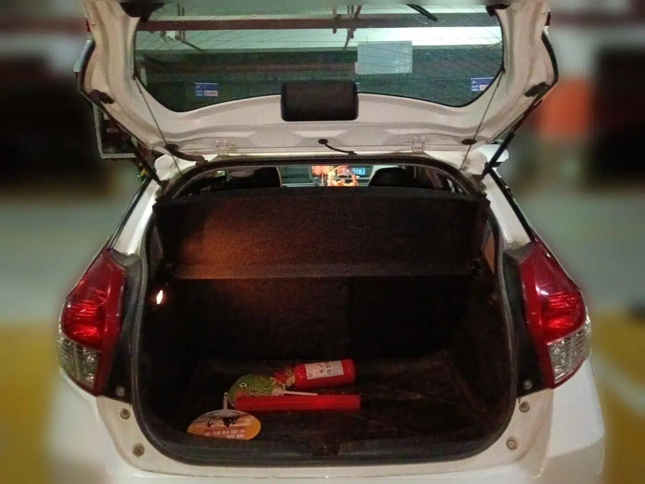 Toyota YARiS L Zhi Xuan 2014 1.5G Automatic Xuan Dong Edition — миниатюра 19