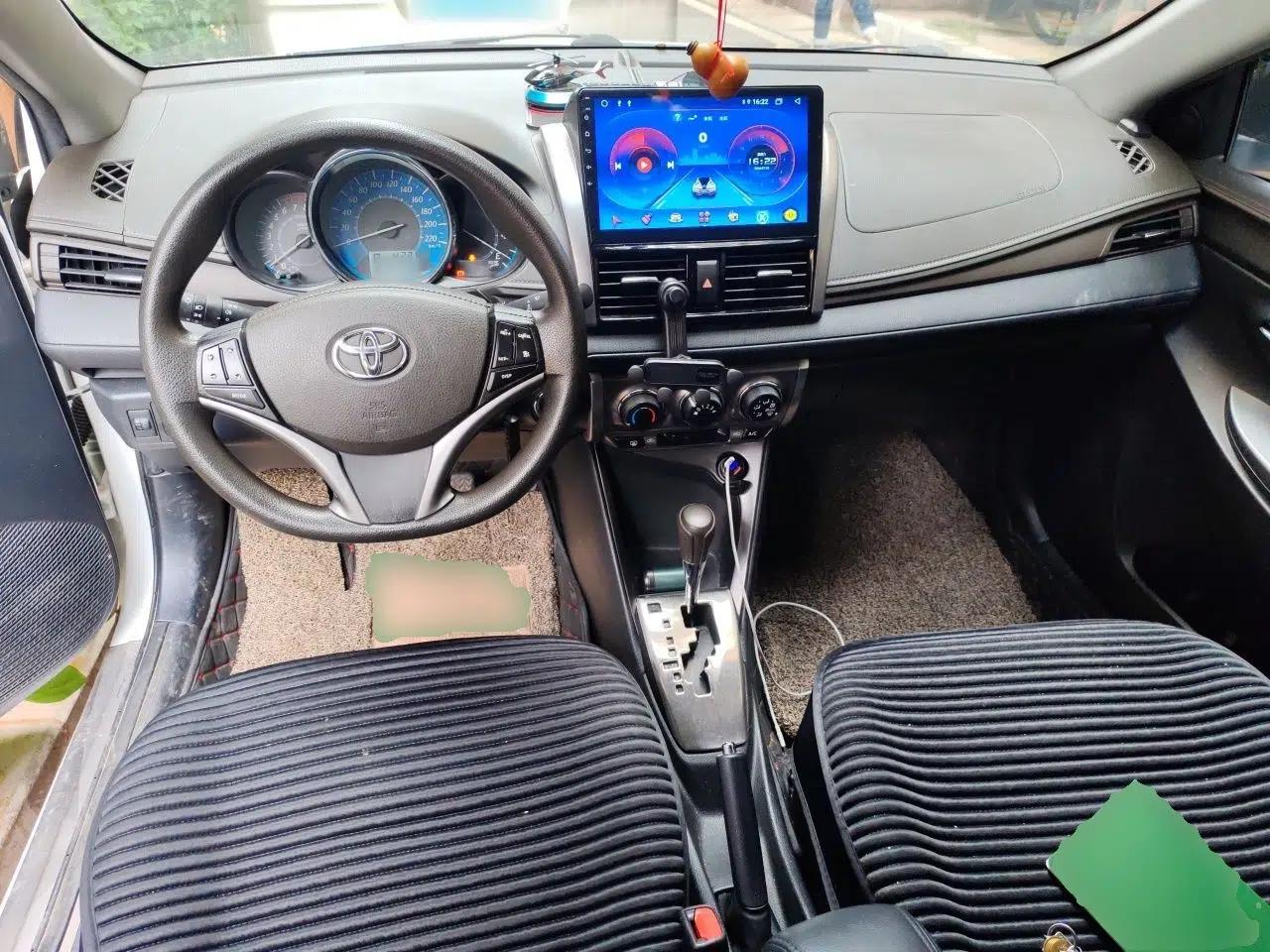 Toyota YARiS L Zhi Xuan 2015 1.5E Automatic Charm Edition — миниатюра 9