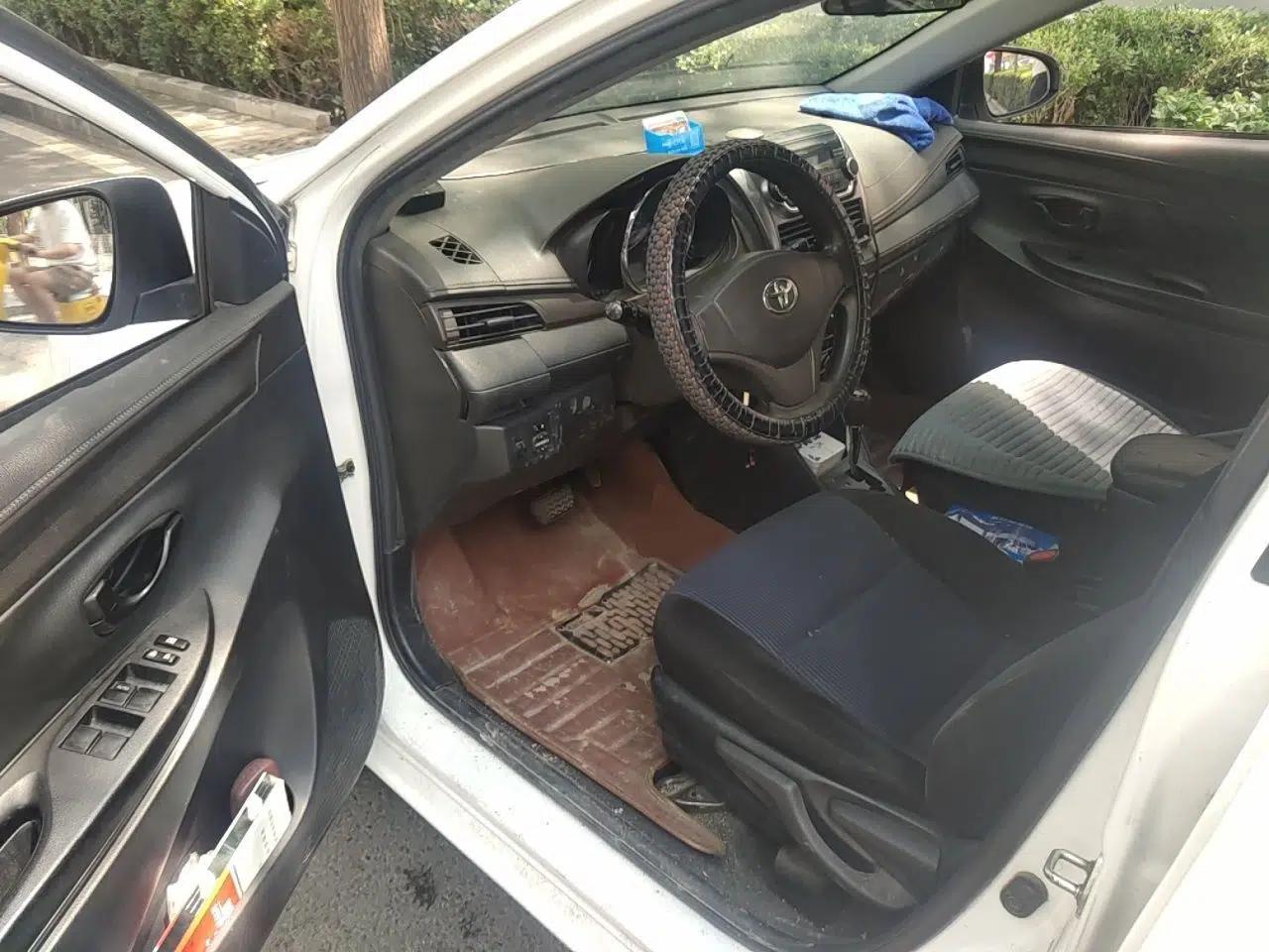 Toyota YARiS L Zhi Xuan 2014 1.3E Automatic Charm Edition — миниатюра 16