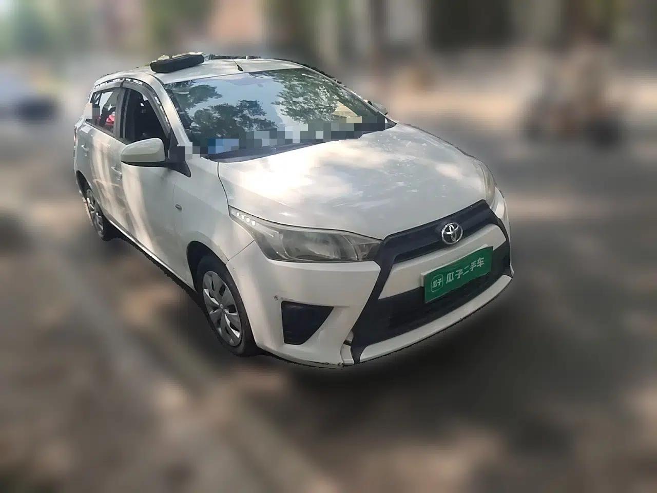 Toyota YARiS L Zhi Xuan 2014 1.3E Automatic Charm Edition — миниатюра 3