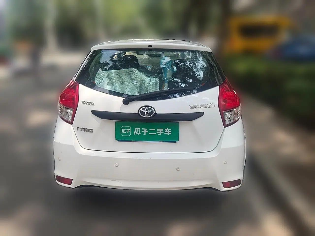 Toyota YARiS L Zhi Xuan 2014 1.3E Automatic Charm Edition — миниатюра 5