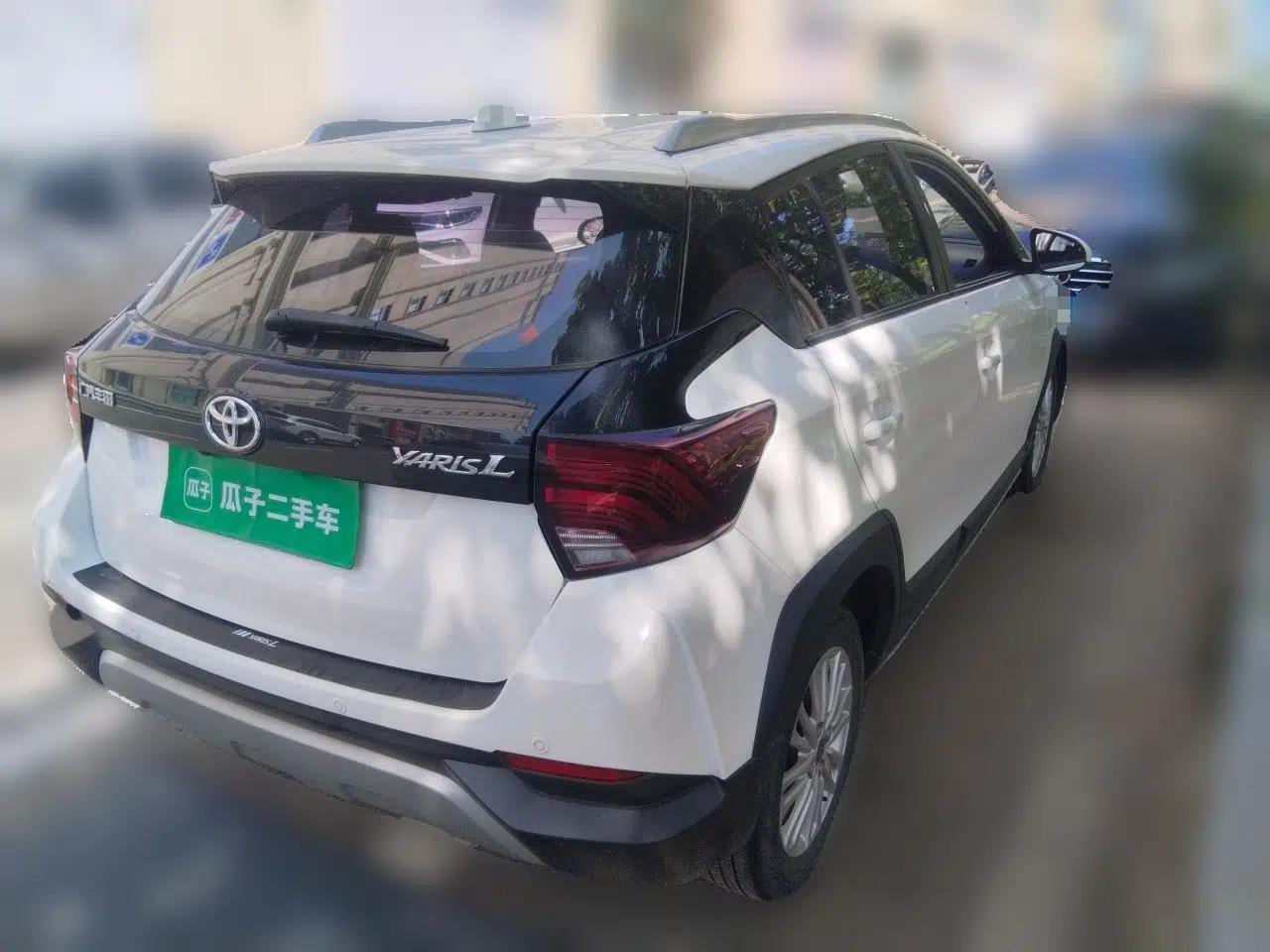Toyota YARiS L Zhi Xuan 2022 1.5L CVT Leading PLUS Edition — миниатюра 6