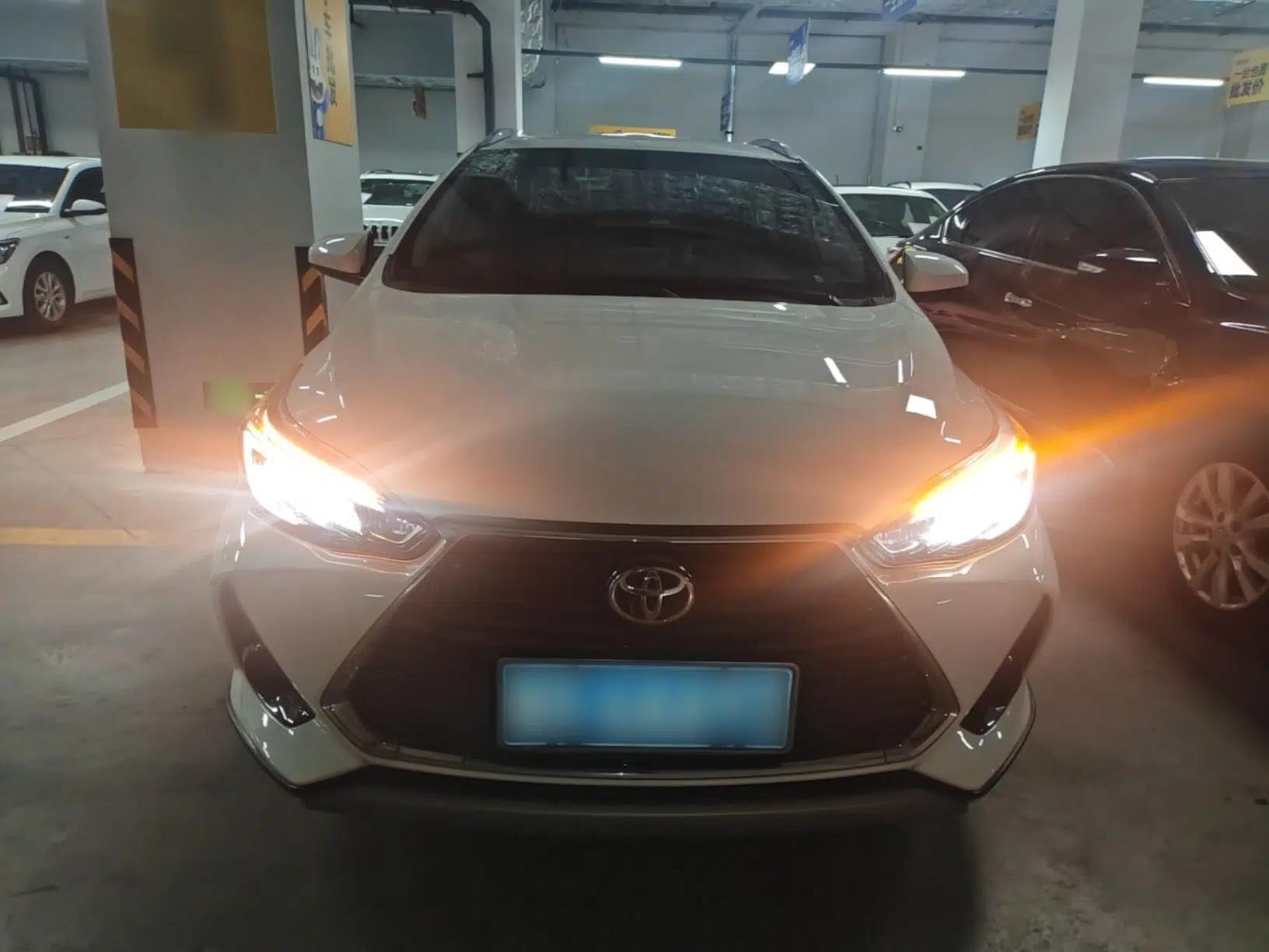 Toyota YARiS L Zhi Xuan 2022 X-Trail 1.5L CVT Leading PLUS Edition — миниатюра 2