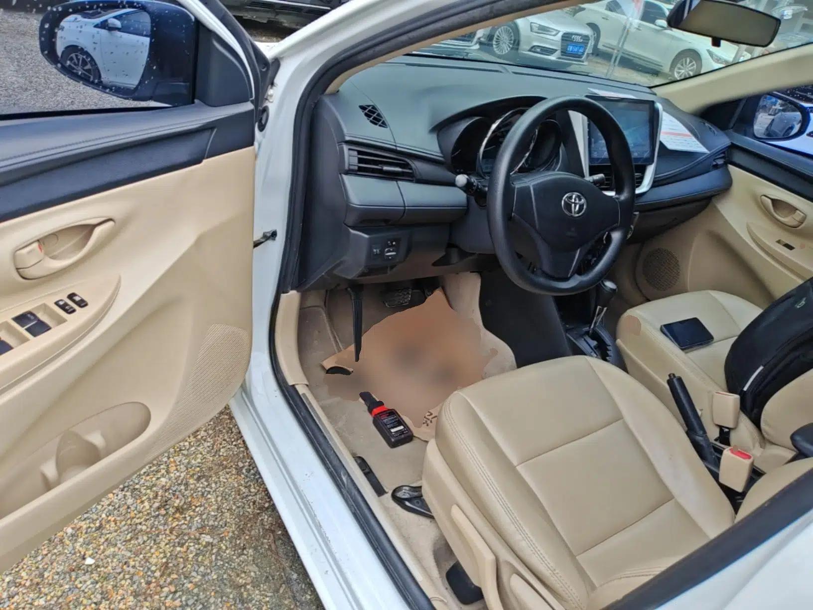 Toyota YARiS L Zhi Xuan 2016 Revised 1.5E CVT Charming Edition — миниатюра 18