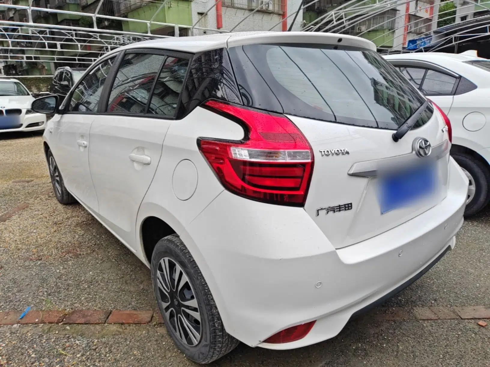 Toyota YARiS L Zhi Xuan 2016 Revised 1.5E CVT Charming Edition — миниатюра 4